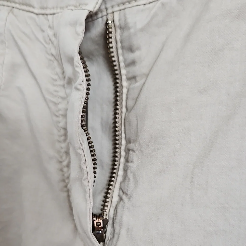 Brunello Cucinelli Women's Beige Tapered Straight Leg Pleated Pants 42 US 6 - Picture 9 of 15
